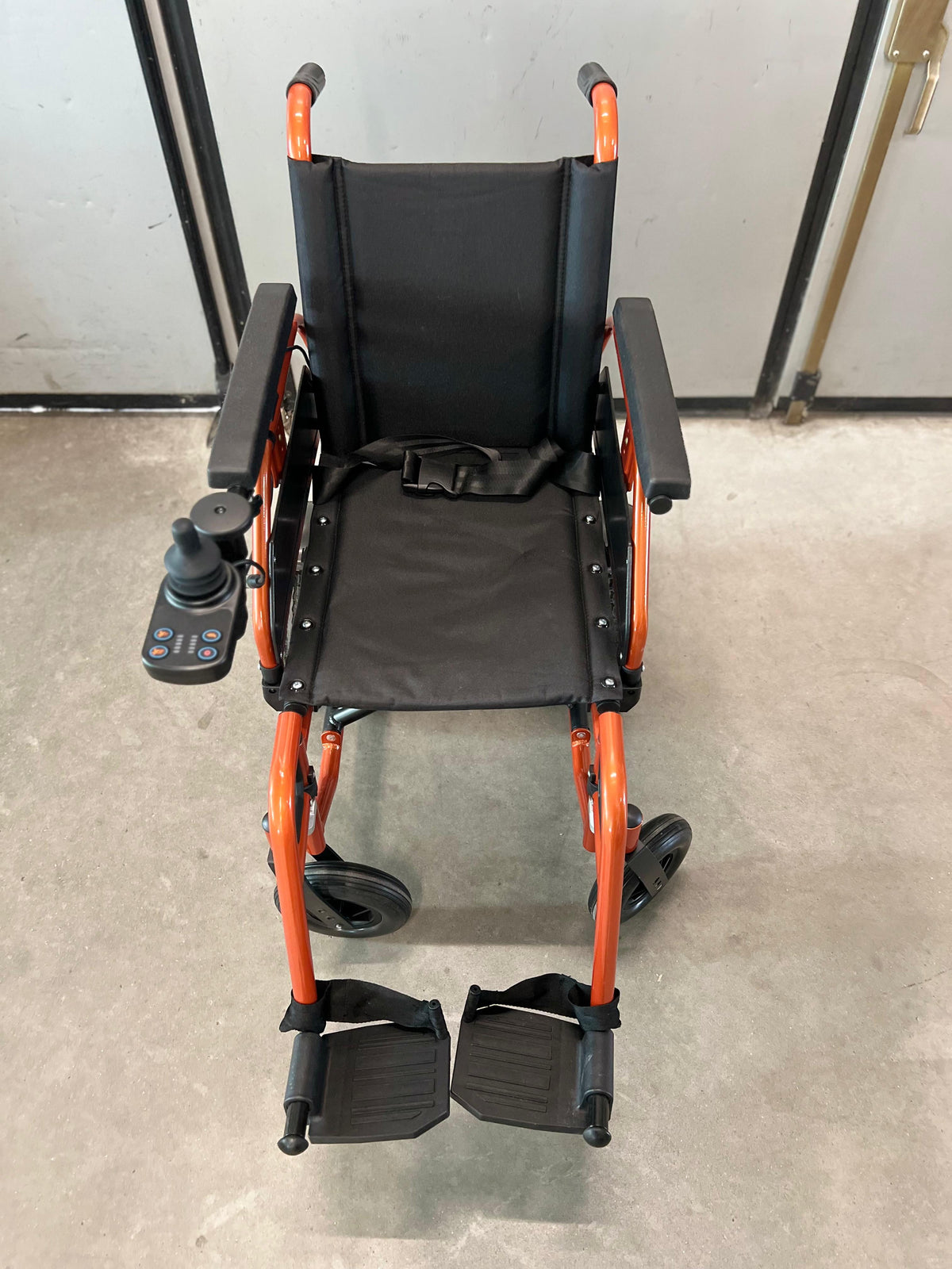 Carrozzina Elettrica Enjoy Ricondizionata - Seduta 37 cm