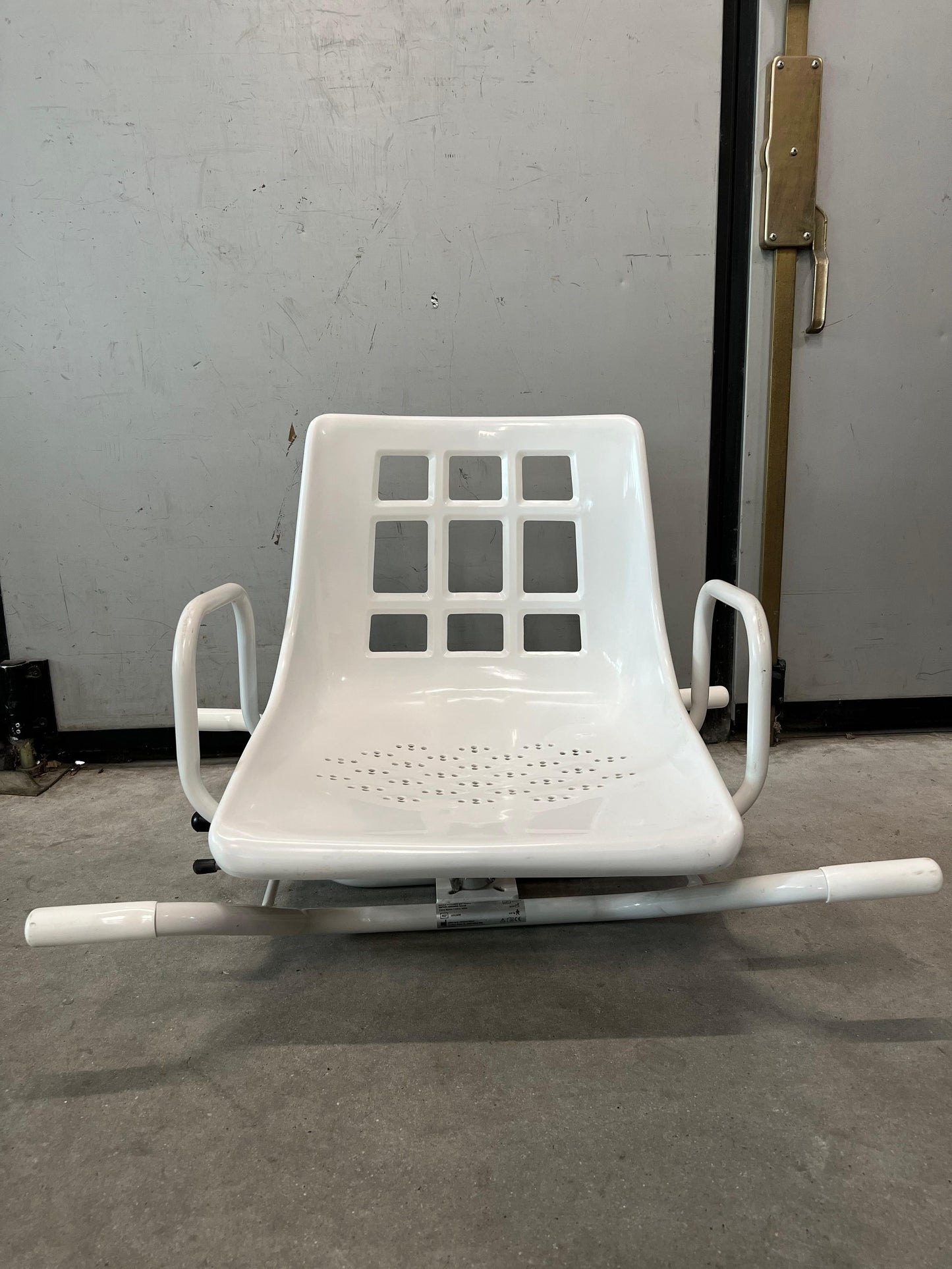 SEDIA DA VASCA GIREVOLE